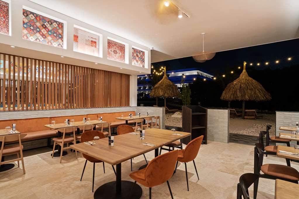 The Rif At Mangrove Beach Corendon All-Inclusive Curio 威廉斯塔德 餐厅 照片